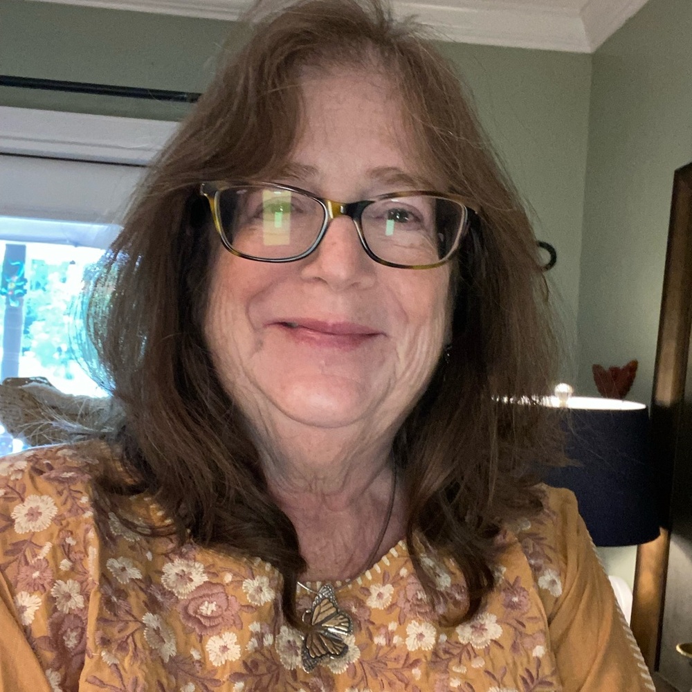 Meet your Posher, Cecily